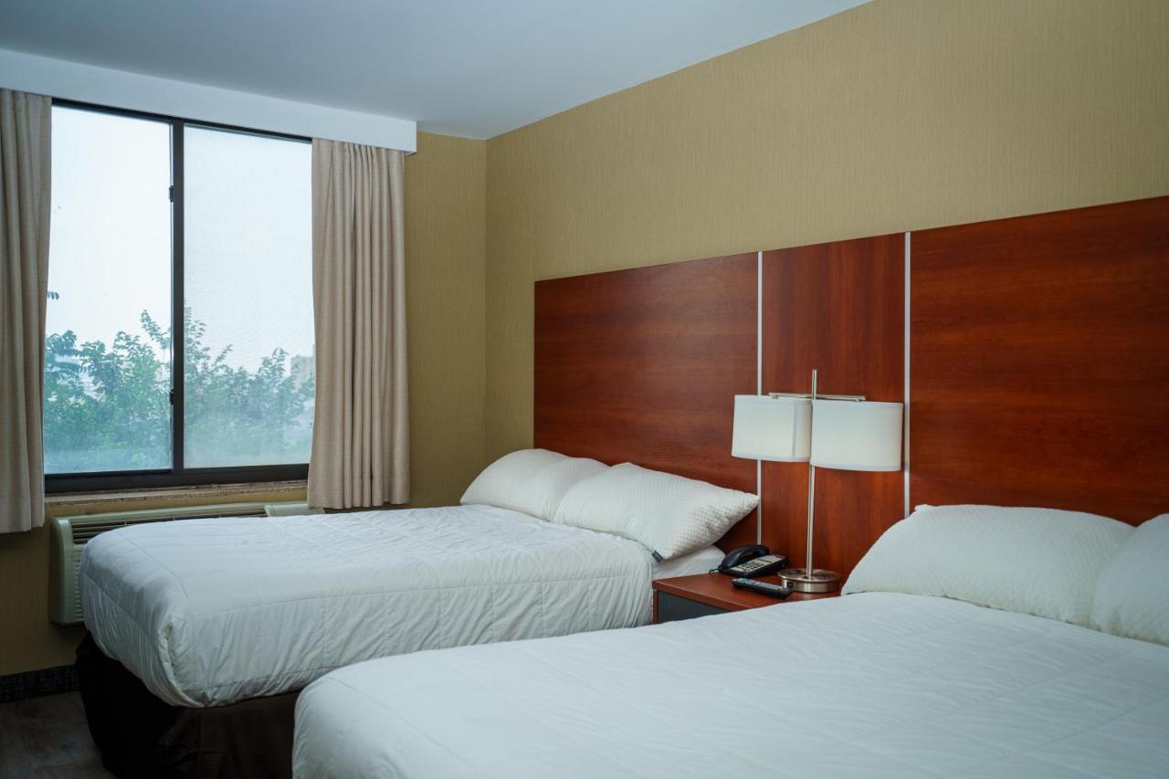 Sky Hotel Flushing/Laguardia Airport New York Exterior foto